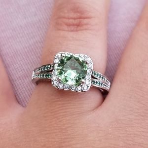 925 silver green amethyst and emerald ring size 8